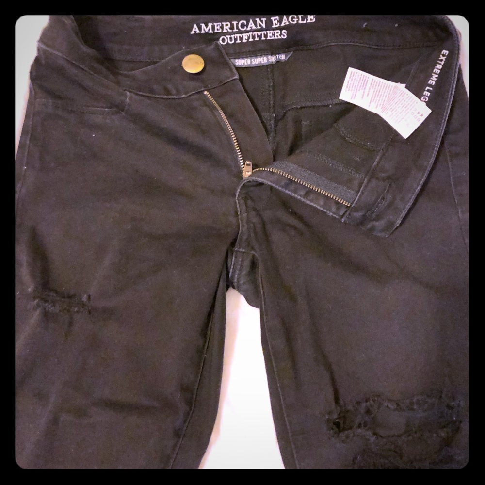 American Eagle skinny distressed legging